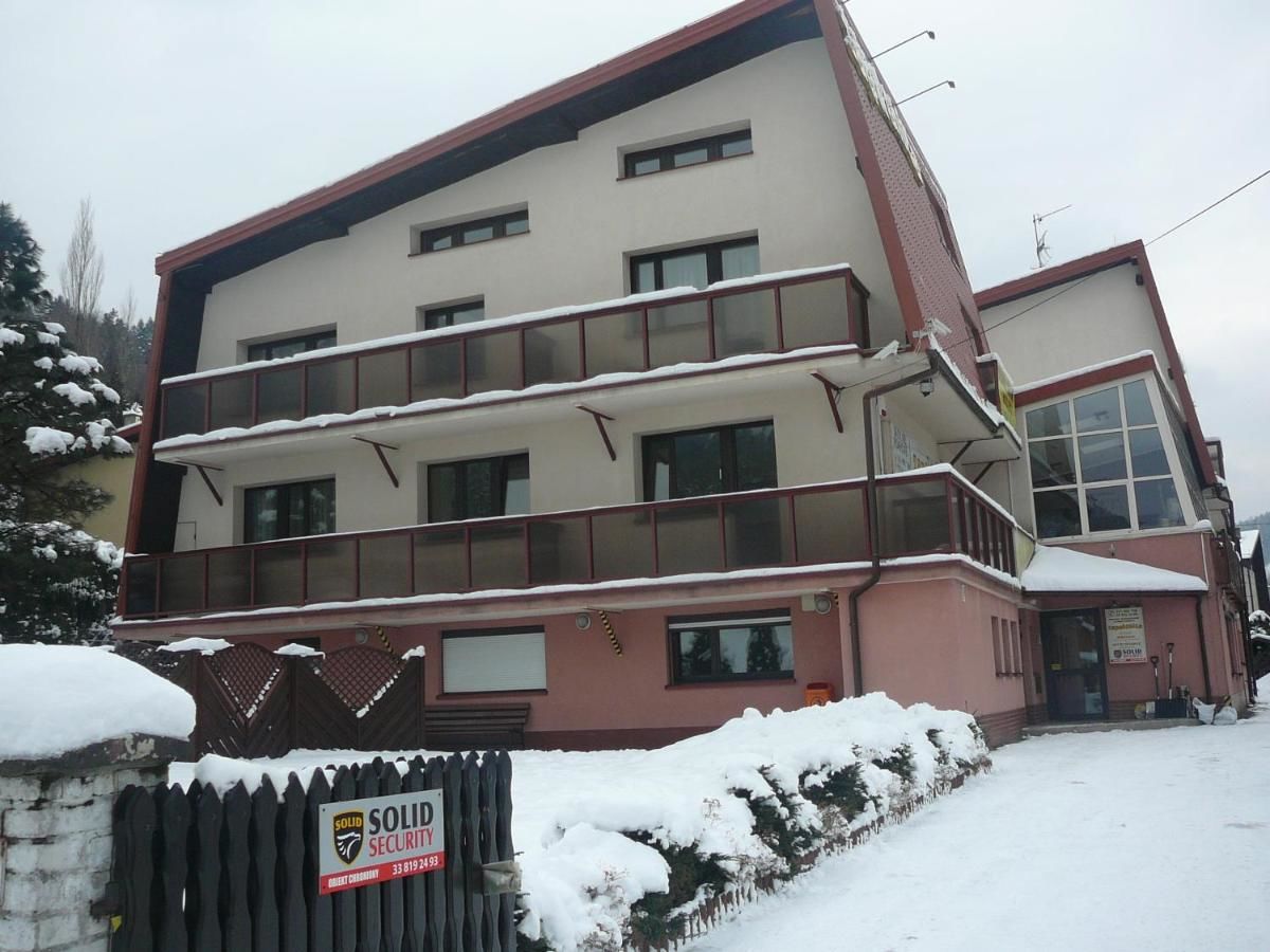 Отели типа «постель и завтрак» Ośrodek Wypoczynkowy Zapalenica Щирк-16